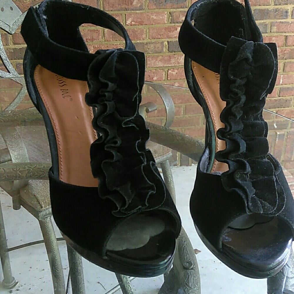 Miss me ladies heels